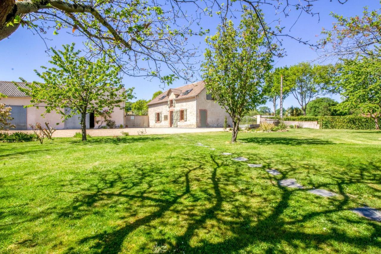Ecogite Rural La Cle Des Champs Peyrelongue-Abos エクステリア 写真
