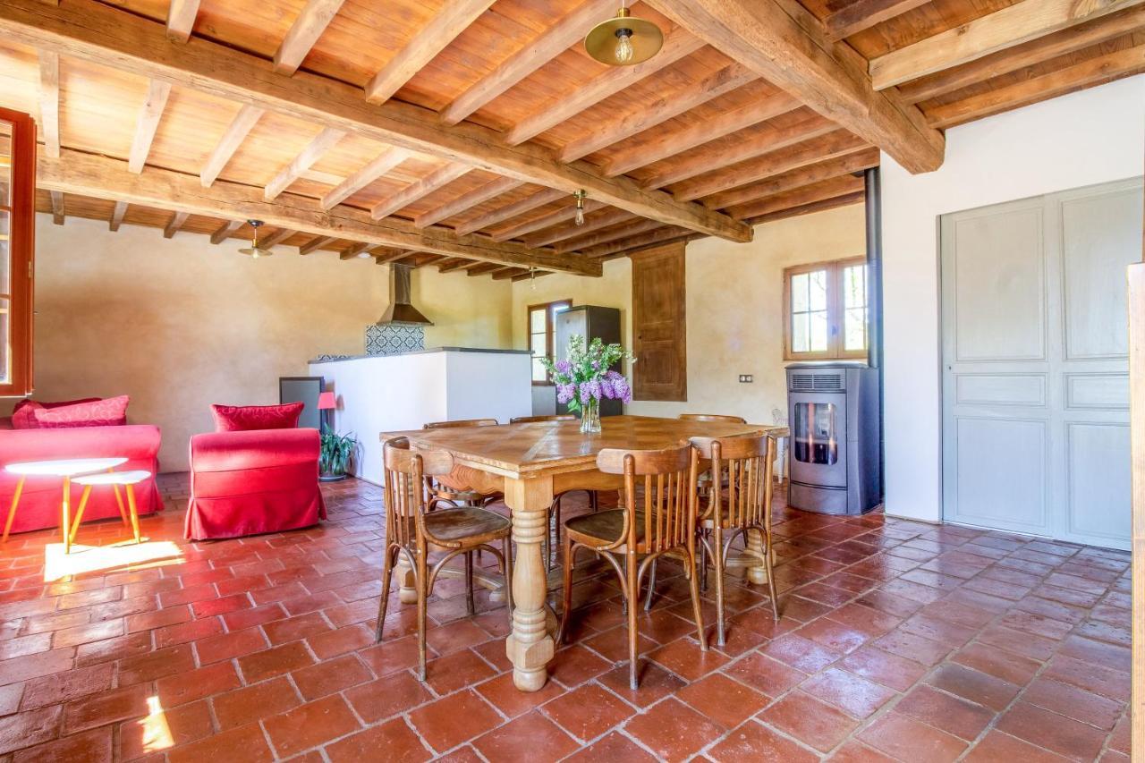 Ecogite Rural La Cle Des Champs Peyrelongue-Abos エクステリア 写真